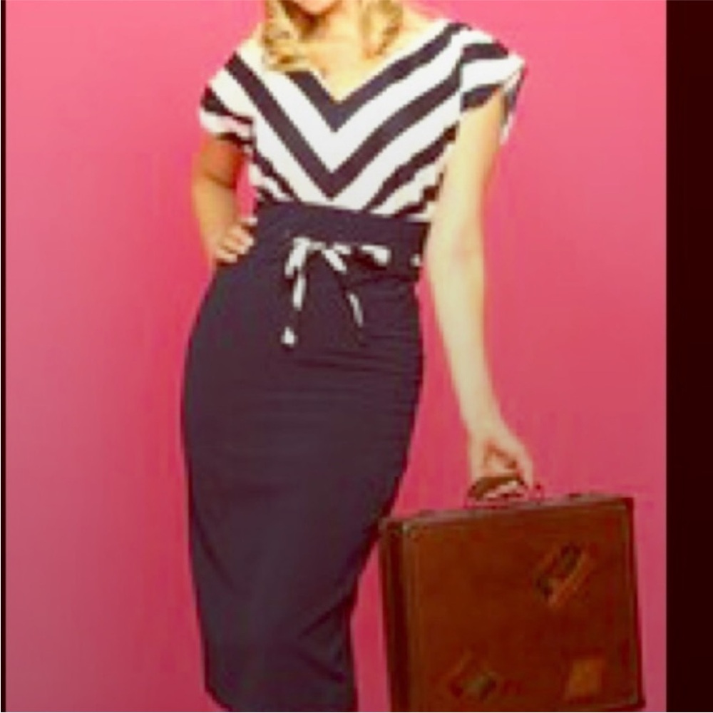 Bettie Page Tatyana Vintage retro pinup Striped pencil wiggle Midi Dress
